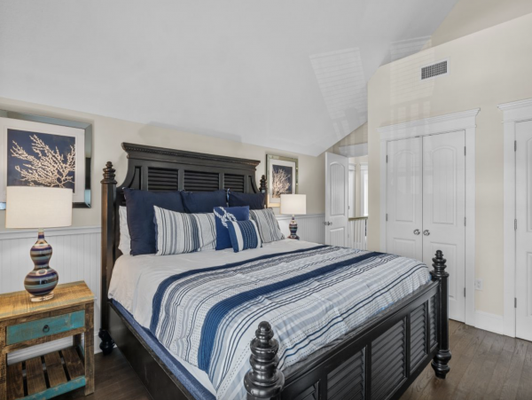 Anna Maria Island Luxury Vacation Villa West of Gulf Drive